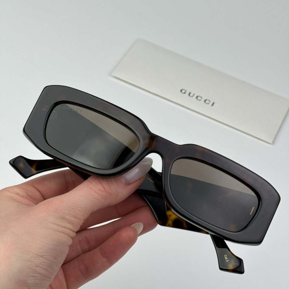 Gucci GG1426S 002 BRAND NEW Sunglasses Dark Havana Brown Unisex Rectangle